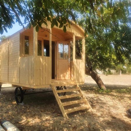 La roul'hôte dépote Acomodação com café da manhã Monbéqui Exterior foto